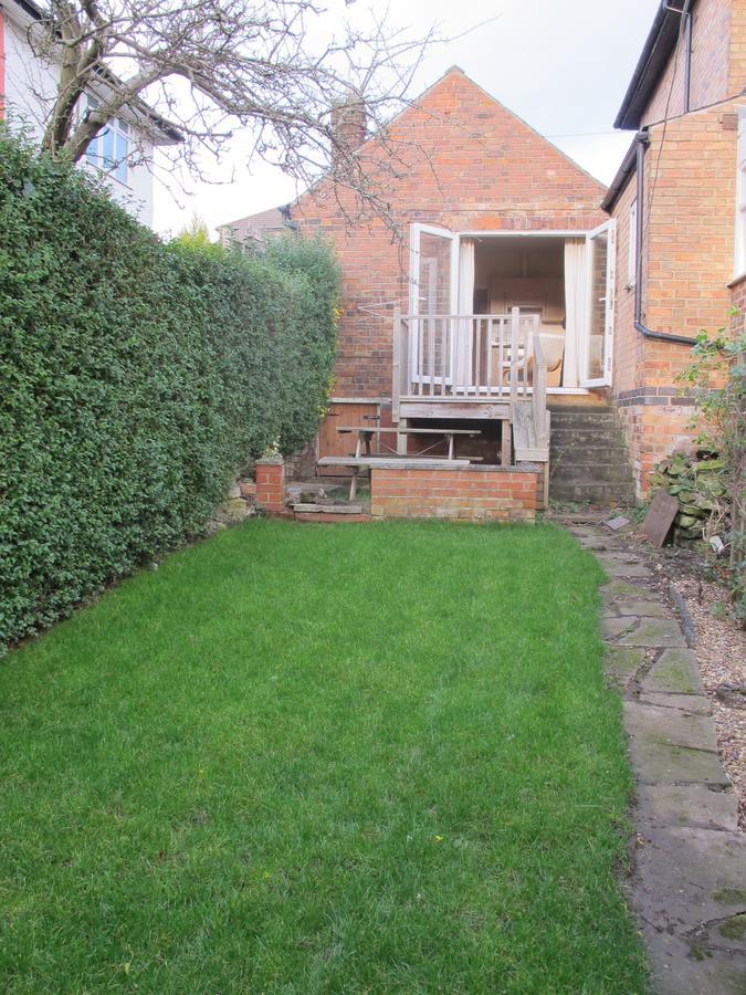 Bramblhen Villa Nottingham Bagian luar foto
